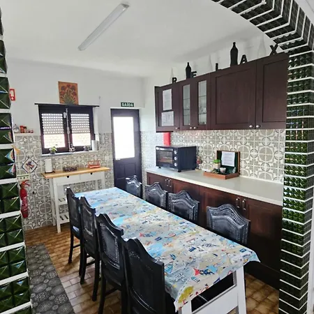 Freedom Surf House Four Bedroom Upstairs Villa Serra d'El-Rei